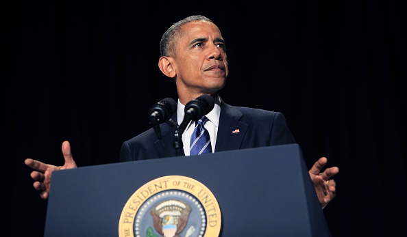 Obamas Attend National Prayer Breakfast