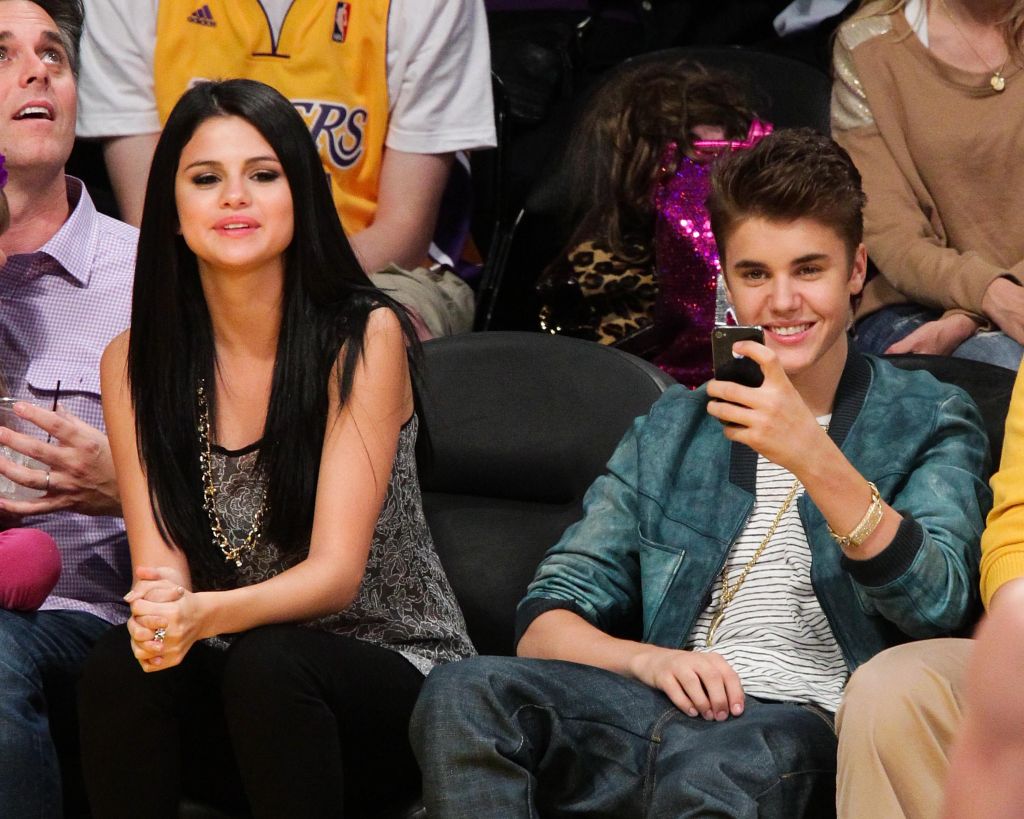 Celebrities At The Lakers Game