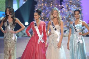 US-MISS UNIVERSE-2012