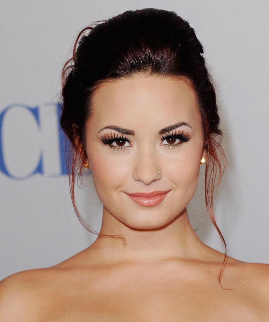 2012 People's Choice Awards - Arrivals