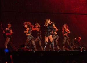 Taylor Swift @ Bankers Life Fieldhouse Photos