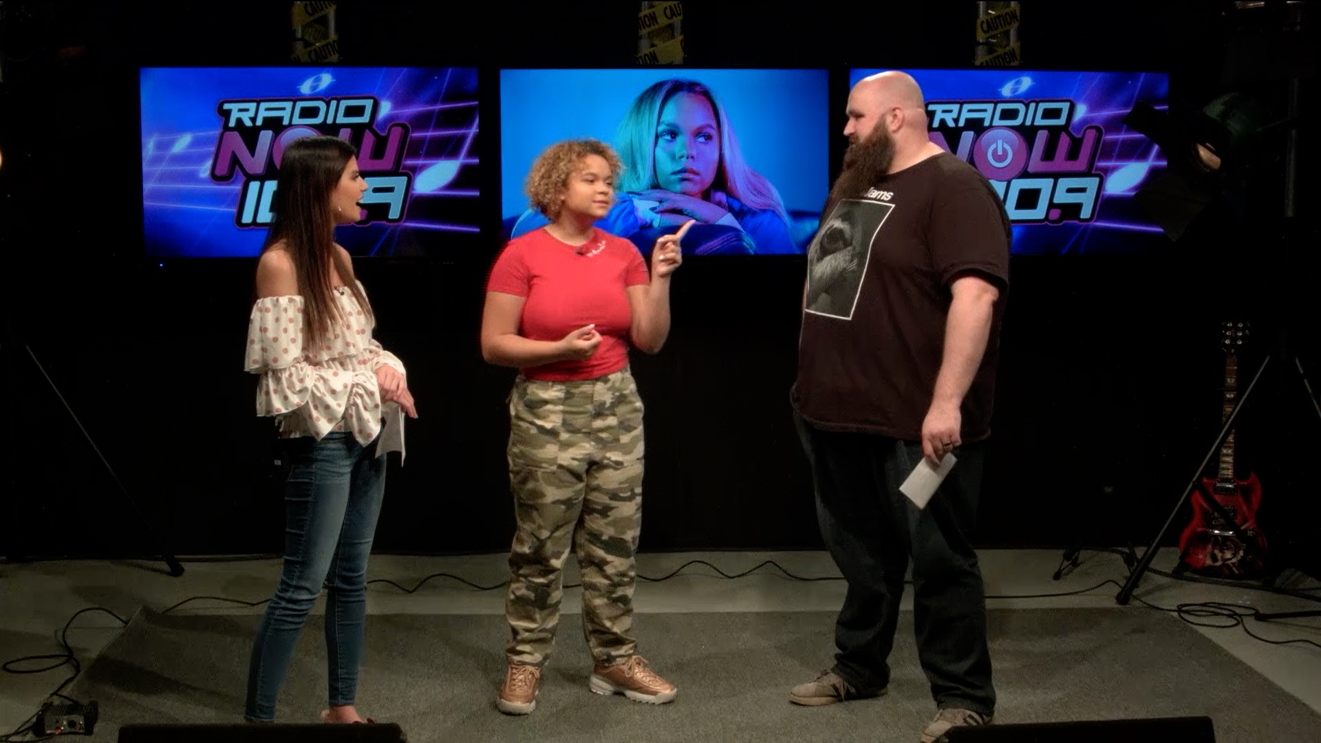 Rachel Crow - Radio Now Backstage Studio