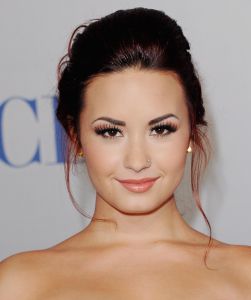 2012 People's Choice Awards - Arrivals